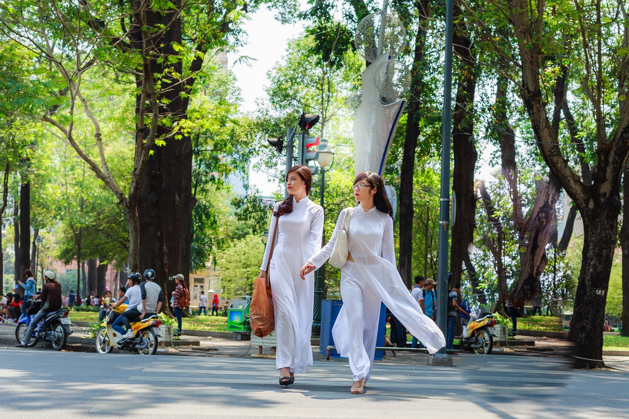 五月独特魅力，2019年最新秧歌服饰展现风采